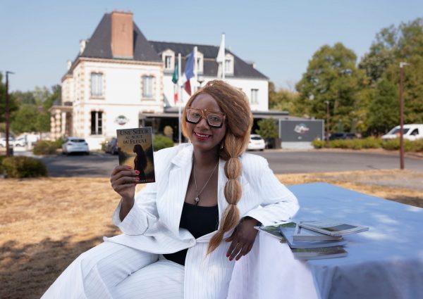 Doris Mandouélé
